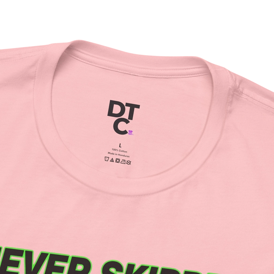 DailyThreadCo. pink 100% cotton t-shirt with